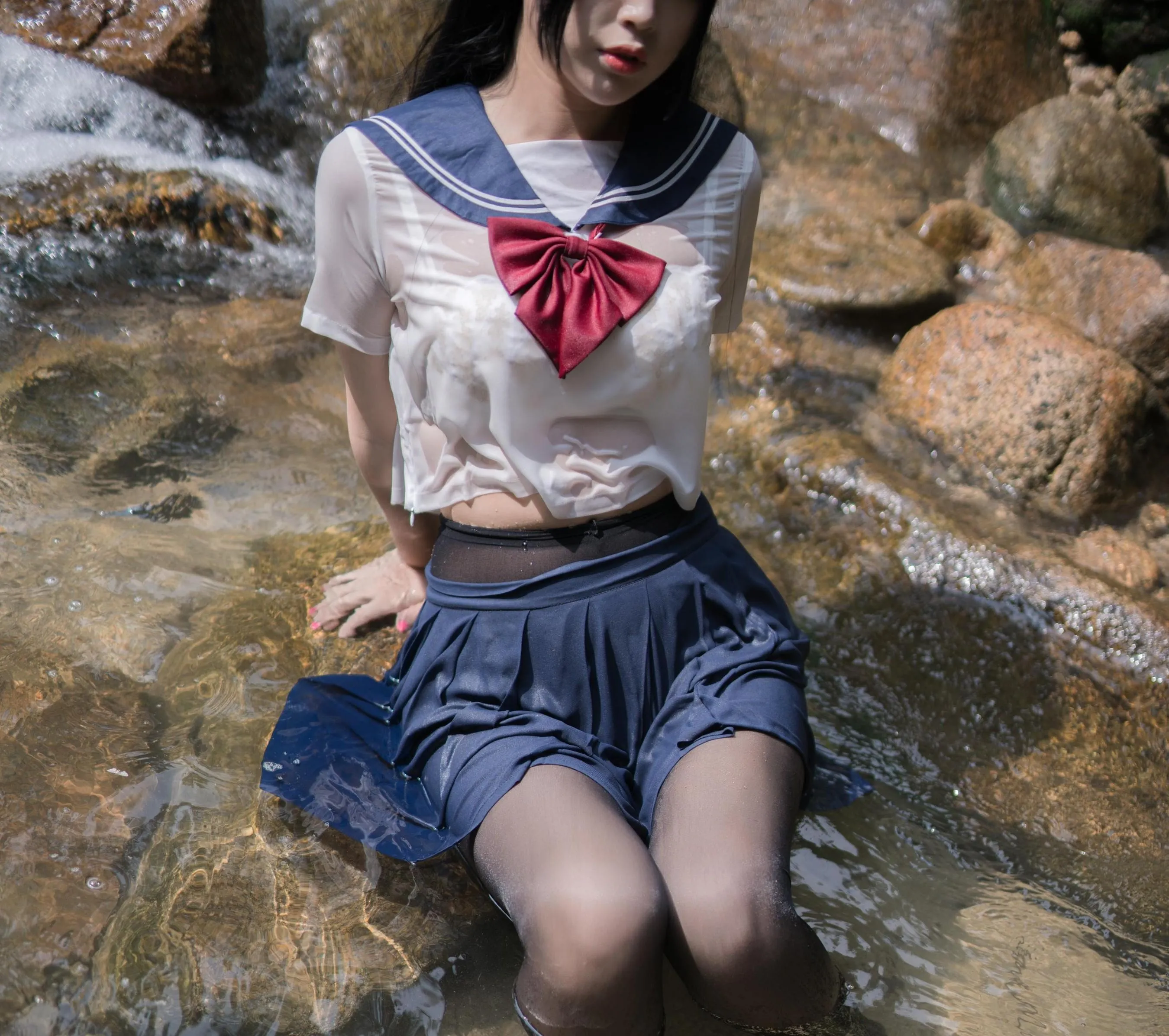 白烨 – NO.05 湿身JK-图片[24] [50P]插图6
